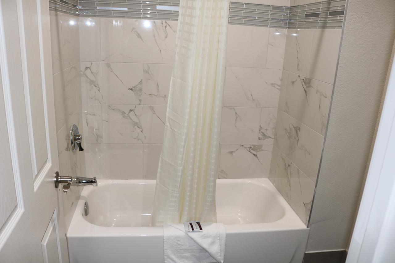 Scottish Inn & Suites - Iah Airport Humble Eksteriør bilde
