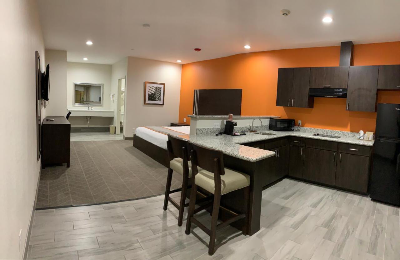 Scottish Inn & Suites - Iah Airport Humble Eksteriør bilde