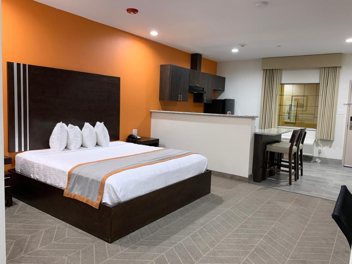Scottish Inn & Suites - Iah Airport Humble Eksteriør bilde