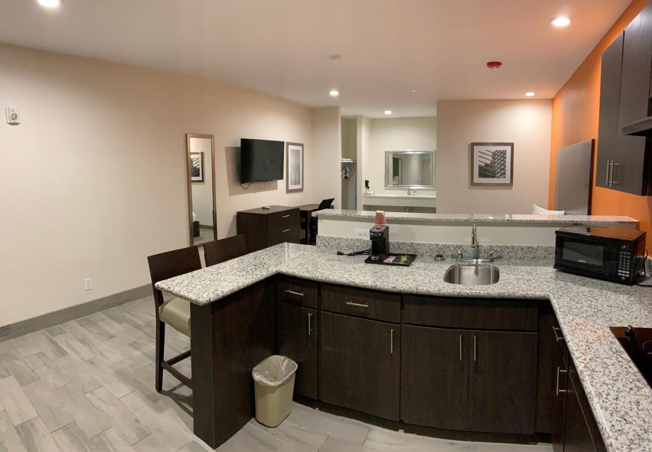 Scottish Inn & Suites - Iah Airport Humble Eksteriør bilde